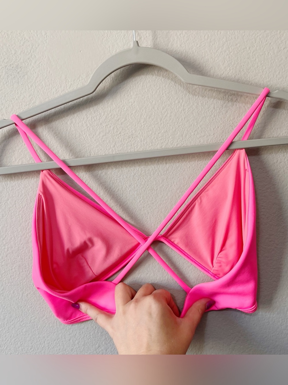 Left On Friday LOF Reef Bikini Swim Top Zinc Neon Pink A-C Cup Size Large Beach - Picture 10 of 11